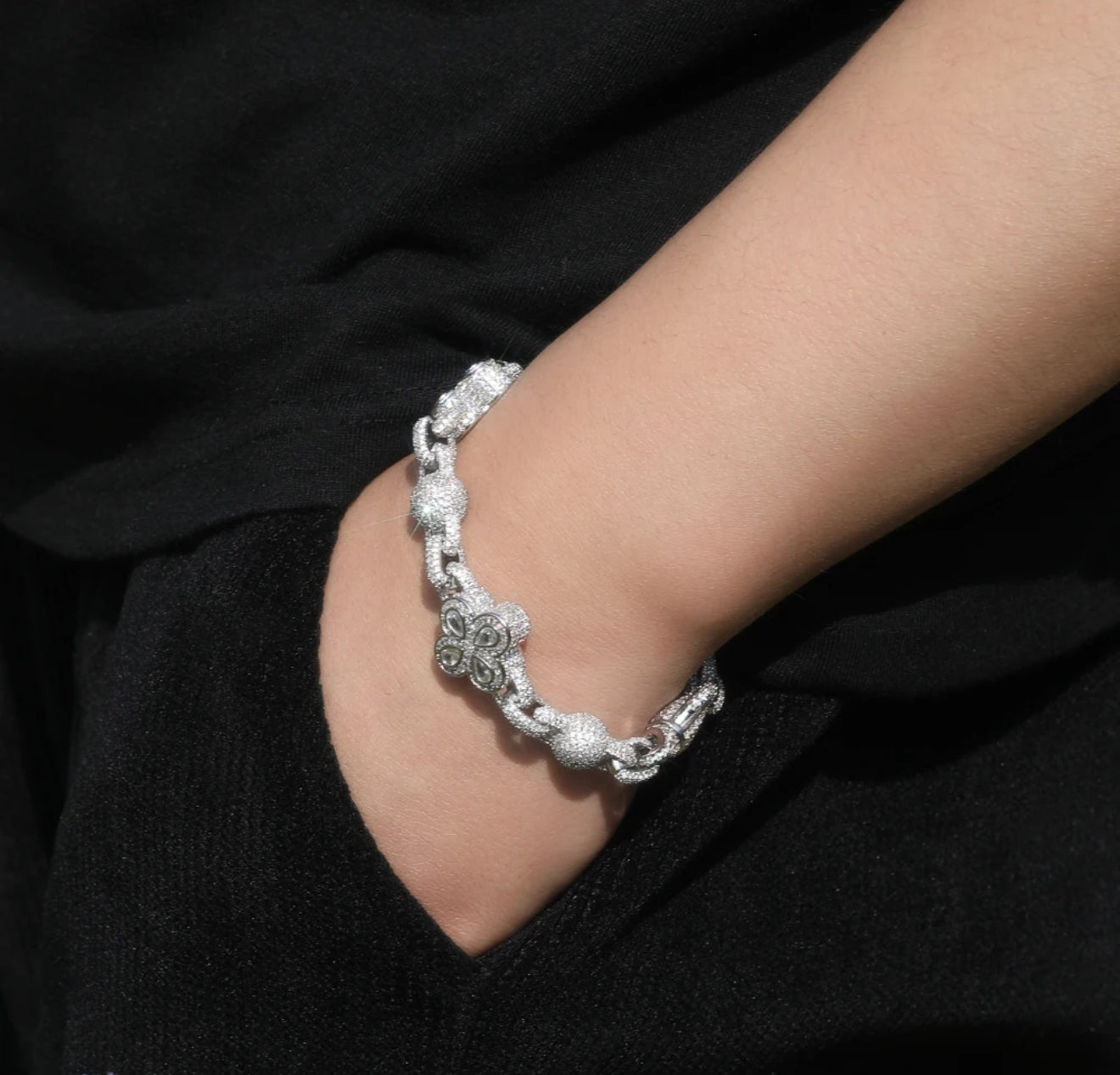 FIORI GLOBE DIAMANT ARMBÅND - SØLV