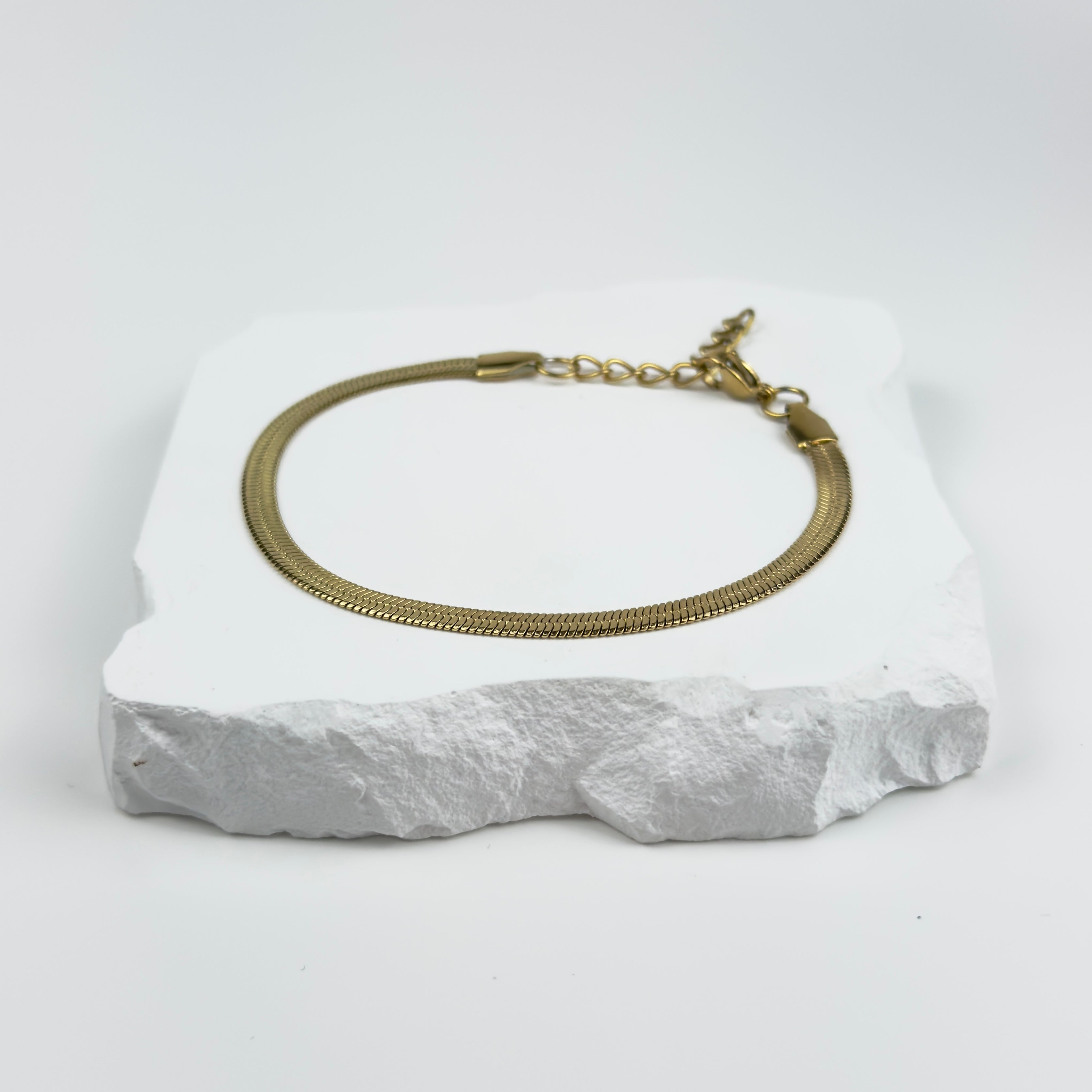 HERRINGBONE ARMBÅND - GULL (4MM)