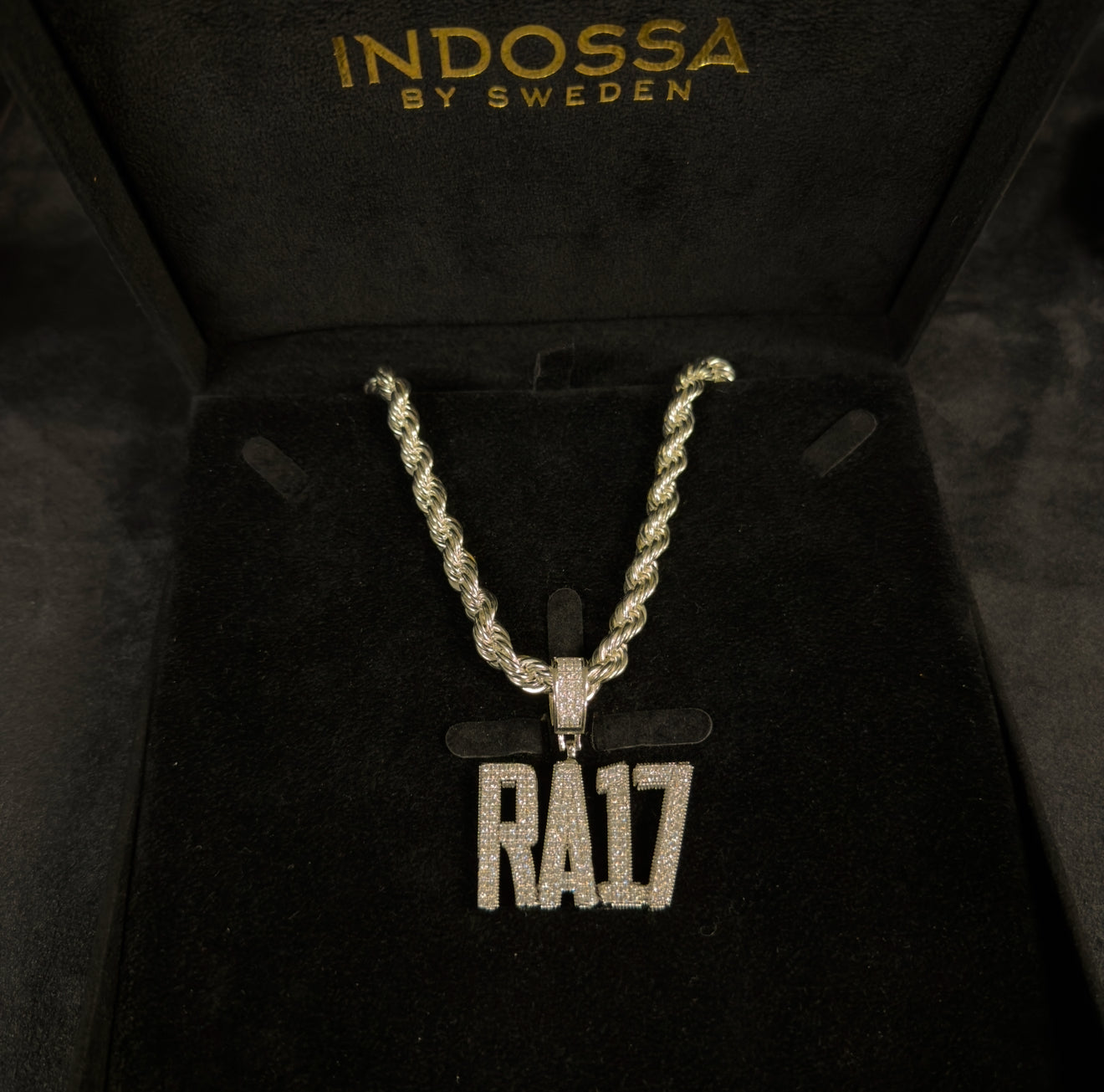 PERSONAL PENDANT #2 - GOLD/SILVER