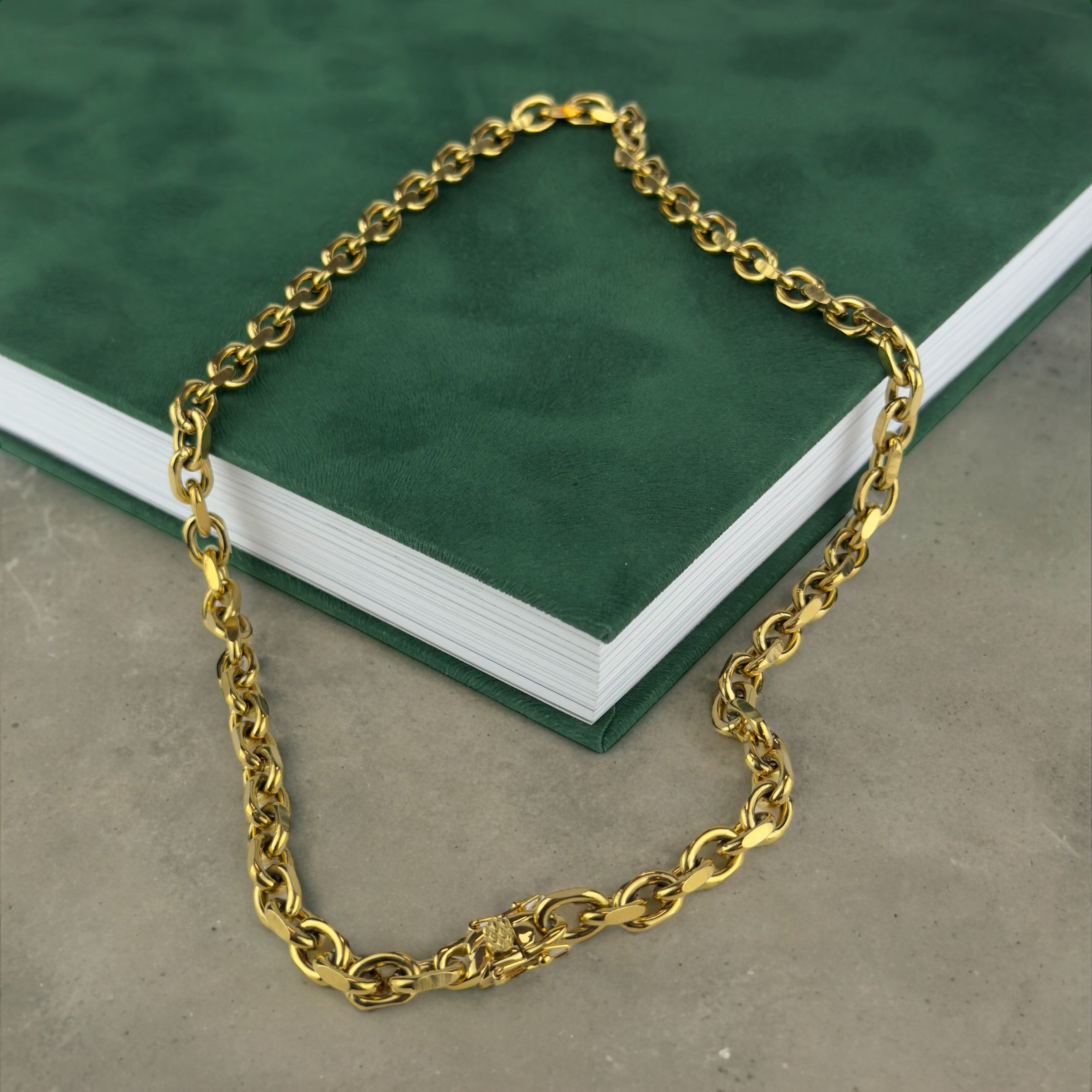 ANCHOR NECKLACE LUXURY - GOLD (8MM)