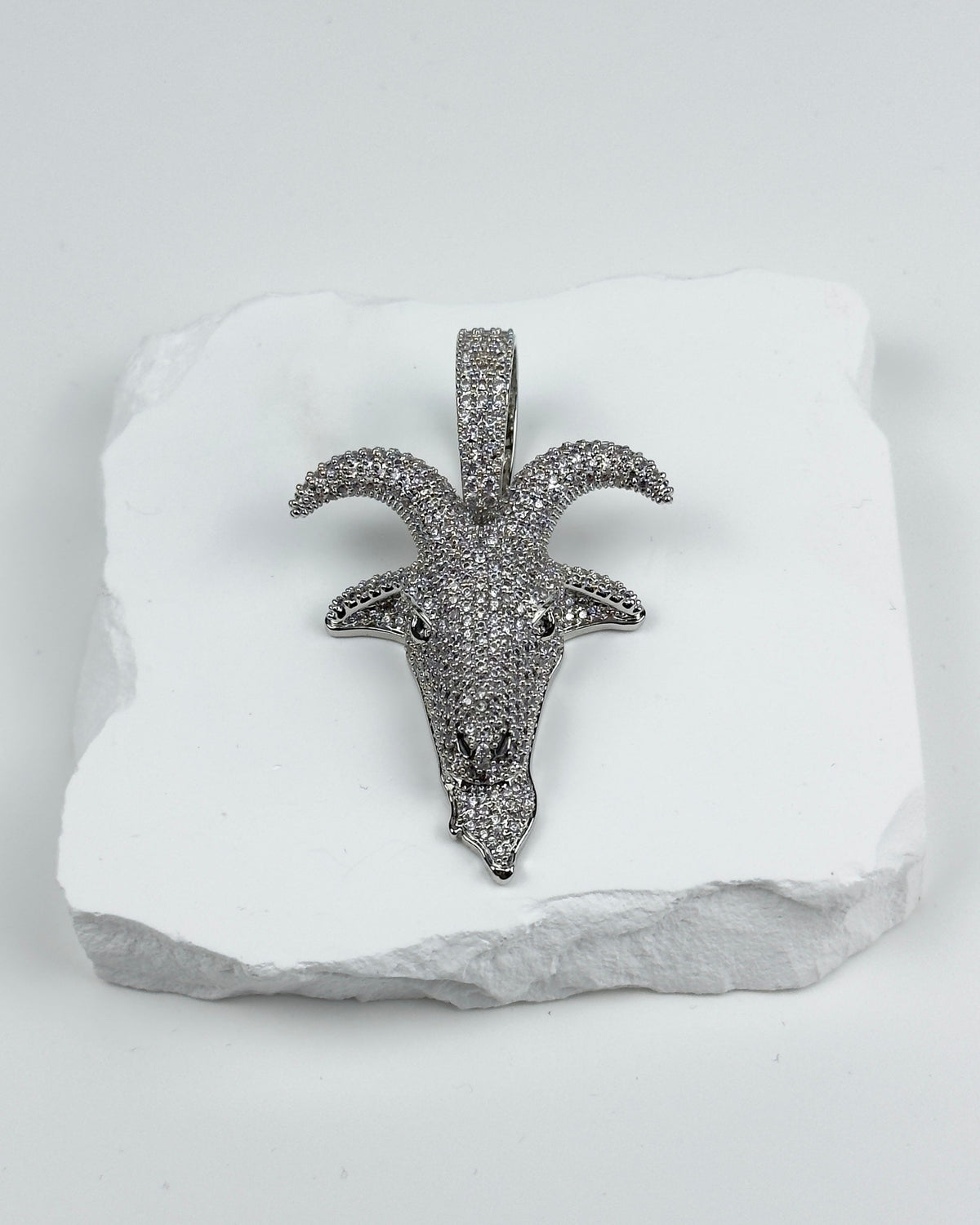 GOAT HEAD PENDANT - SILVER
