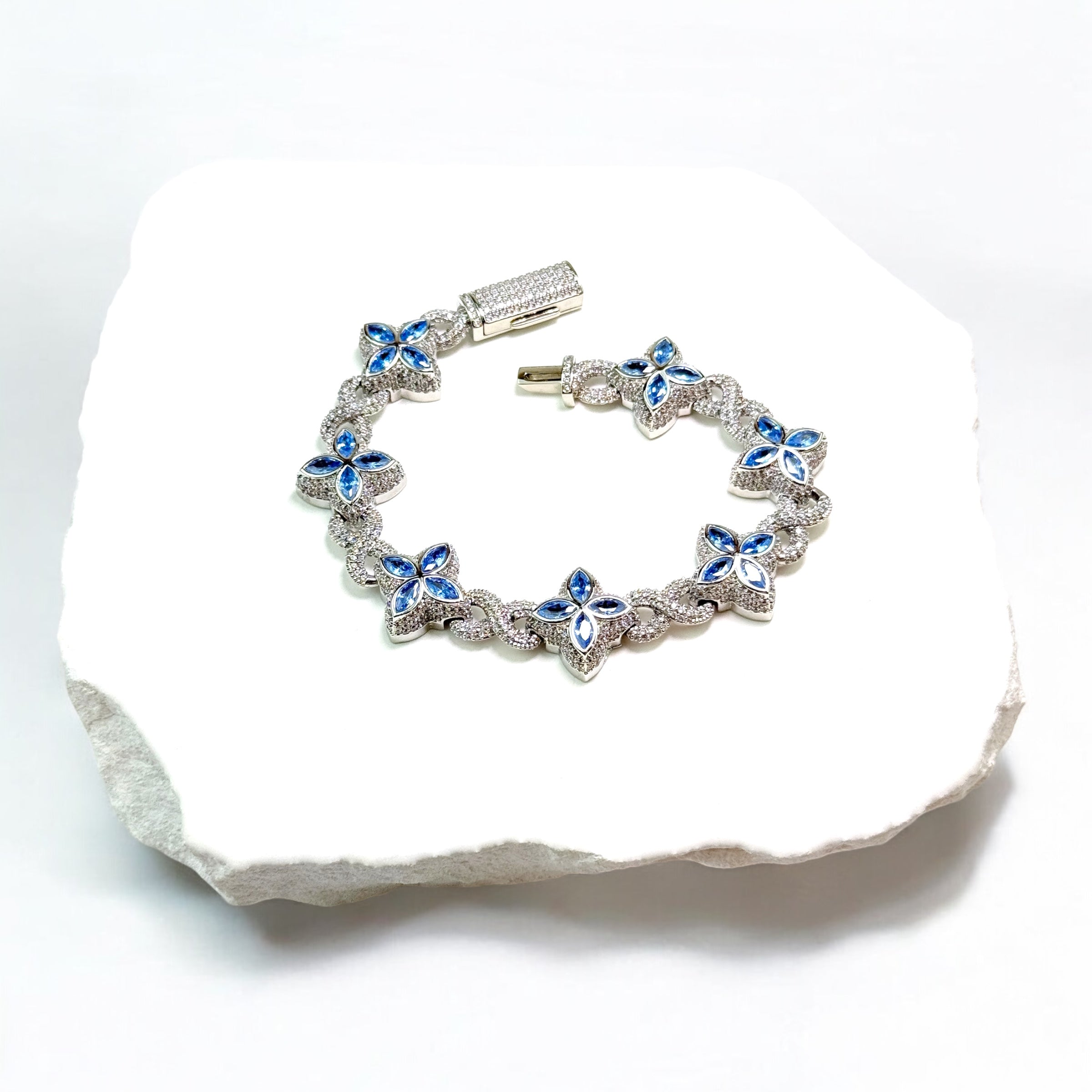 INFINITY FIORI DIAMANT ARMBÅND - SØLV/BLÅ