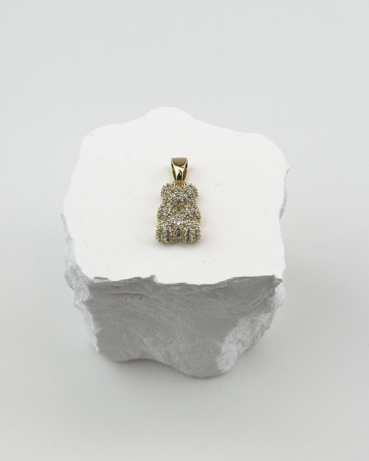 DIAMOND GUMMY BEAR PENDANT - GOLD