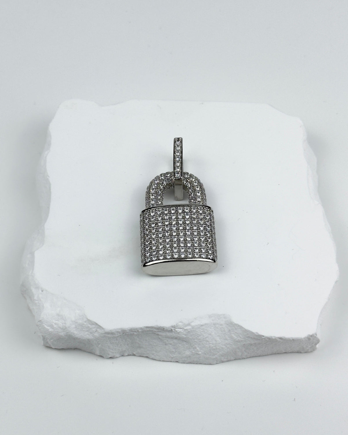 PENDANT LOCK - SILVER