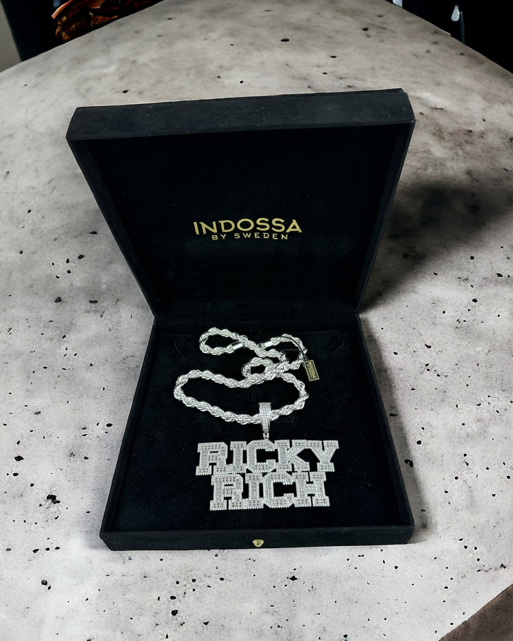 CUSTOM BY INDOSSA