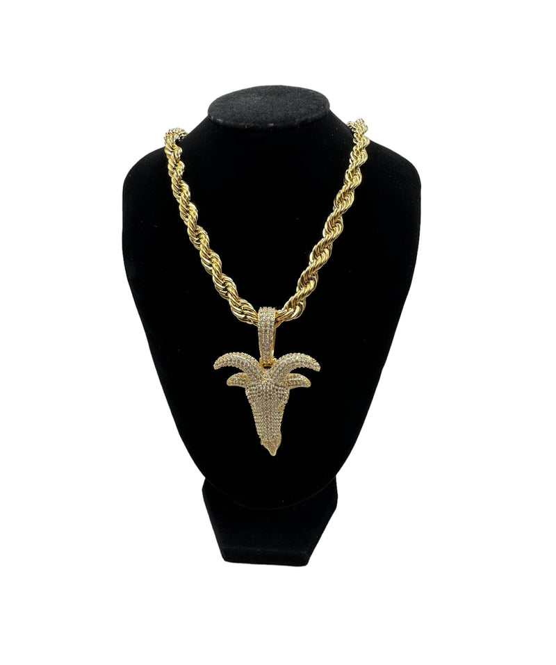 GOAT HEAD PENDANT - GOLD