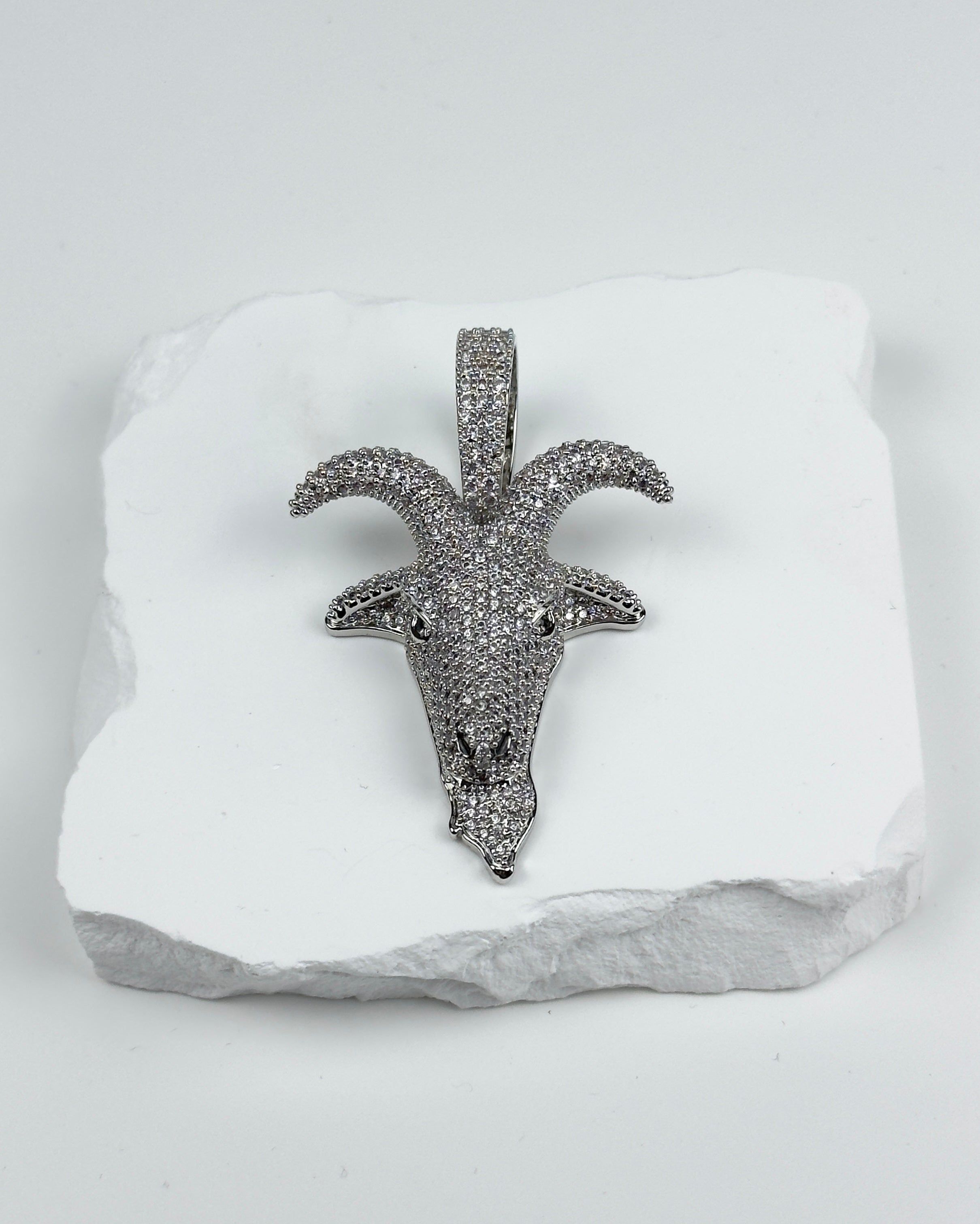 GOAT HEAD PENDANT - SILVER