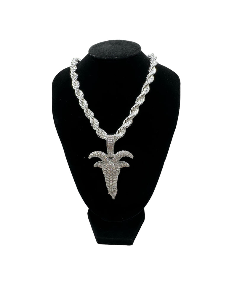 GOAT HEAD PENDANT - SILVER