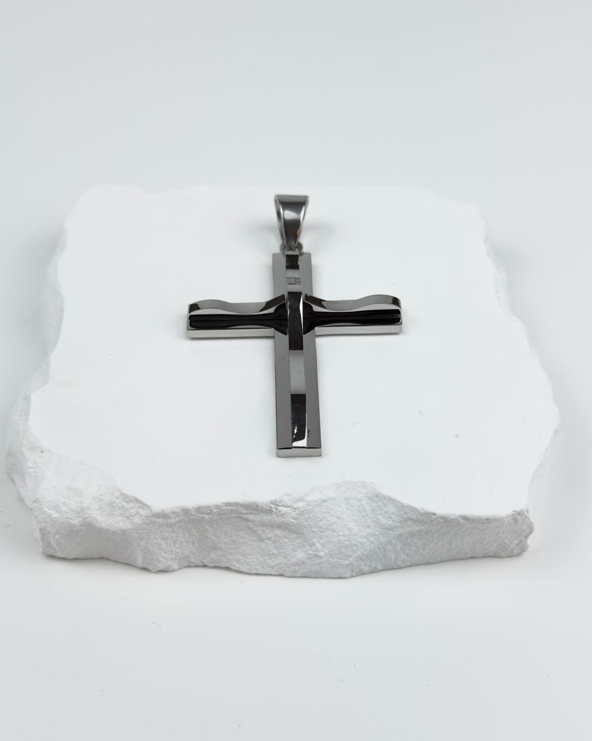 PENDANT CROSS - SILVER